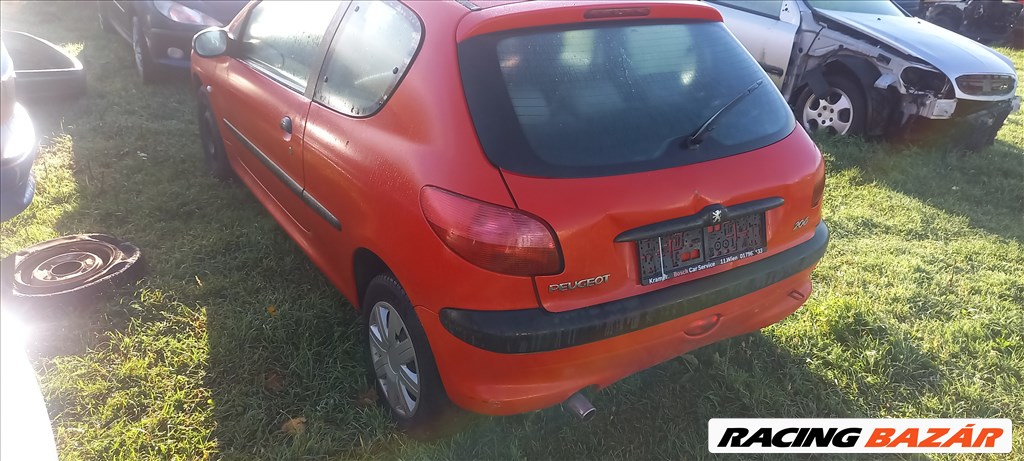 Peugeot 206 1.4 Presence bontott alkatrészei 1. kép