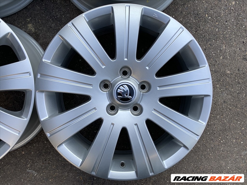 4db gyári 17" Skoda Superb alufelni. (2691) 2. kép