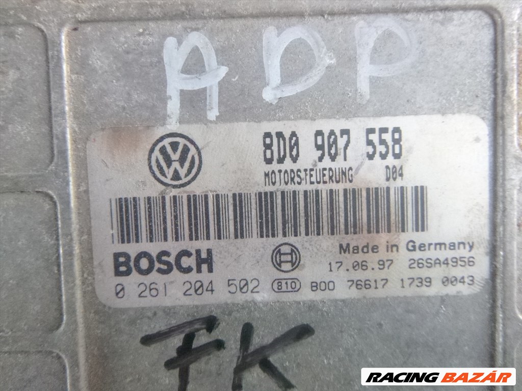Audi A4 (B5 - 8D) , VW PASSAT B5 1,6 AHL motorvezérlő 8D0 907 558 0261204502 1. kép