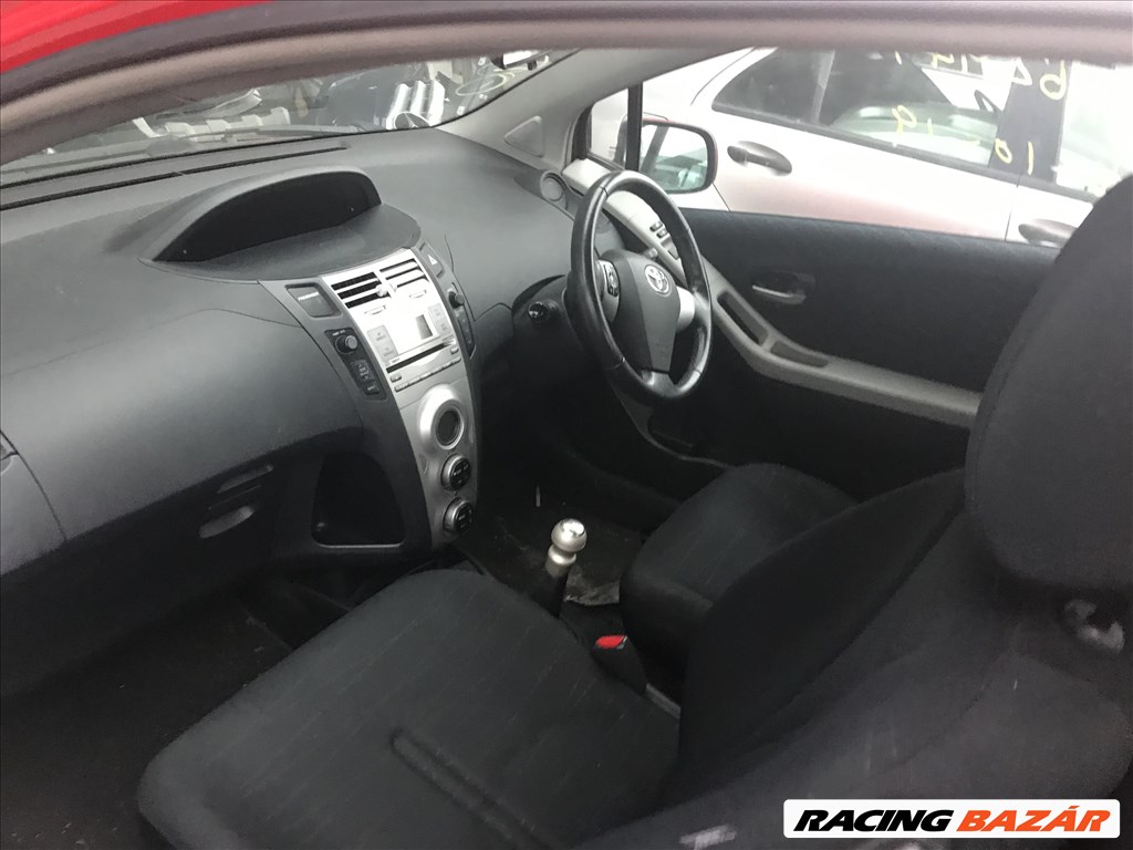 Toyota Yaris (XP90) bontott alkatrészei 4. kép