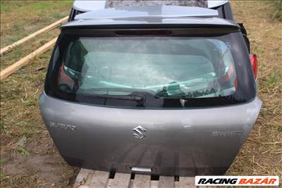 Suzuki Swift 2005-2010 Csomagtérajtó üresen, szélvédővel (263)