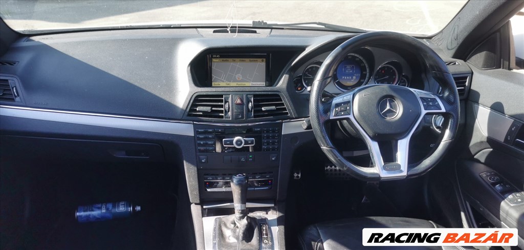 Mercedes E 350 (W212) bontott alkatrészei 2. kép