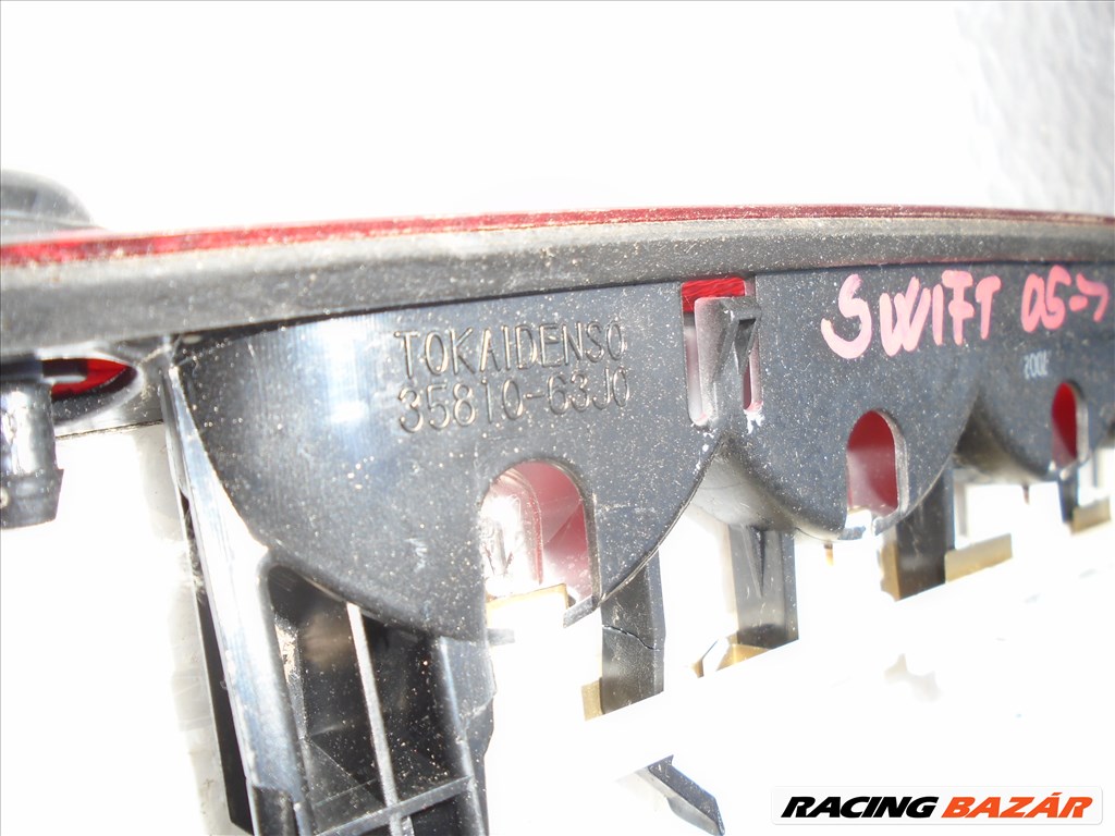 Suzuki Swift V pótféklámpa  3581063j0 2. kép