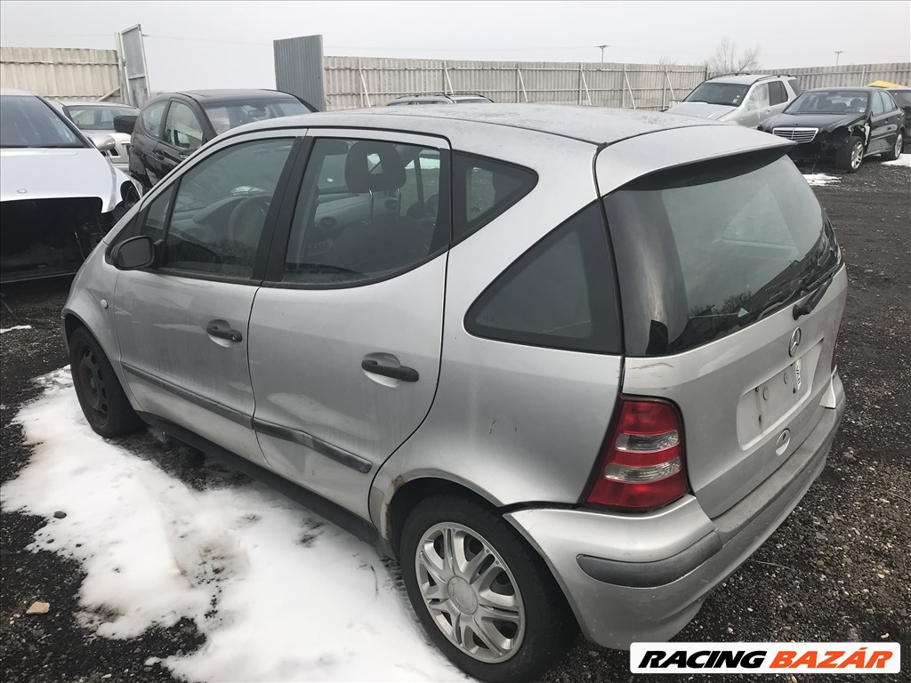 Mercedes A 160 (W168) bontott alkatrészei 4. kép