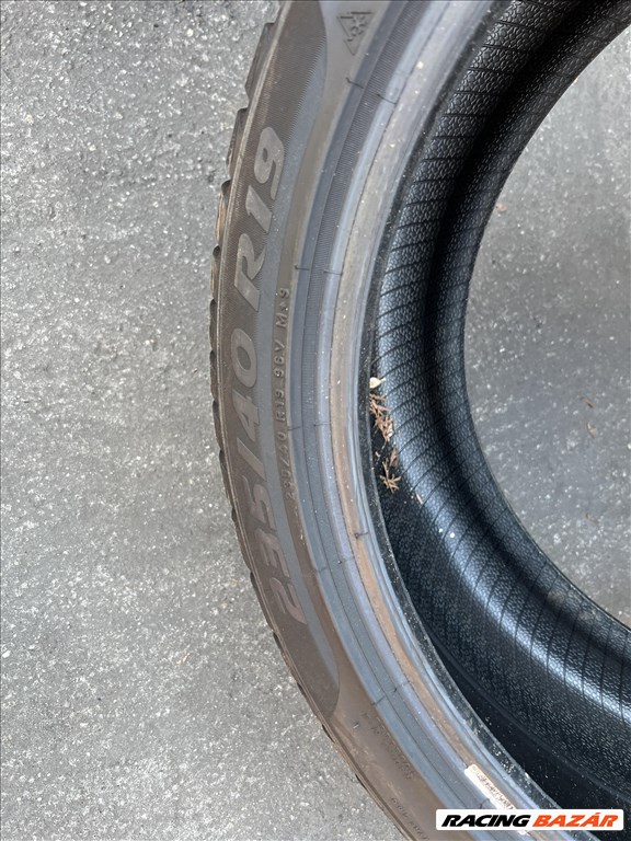 Pirelli Sottozero 3 235/40 R19 7-8mm-es téligumi garnitúra eladó 3. kép