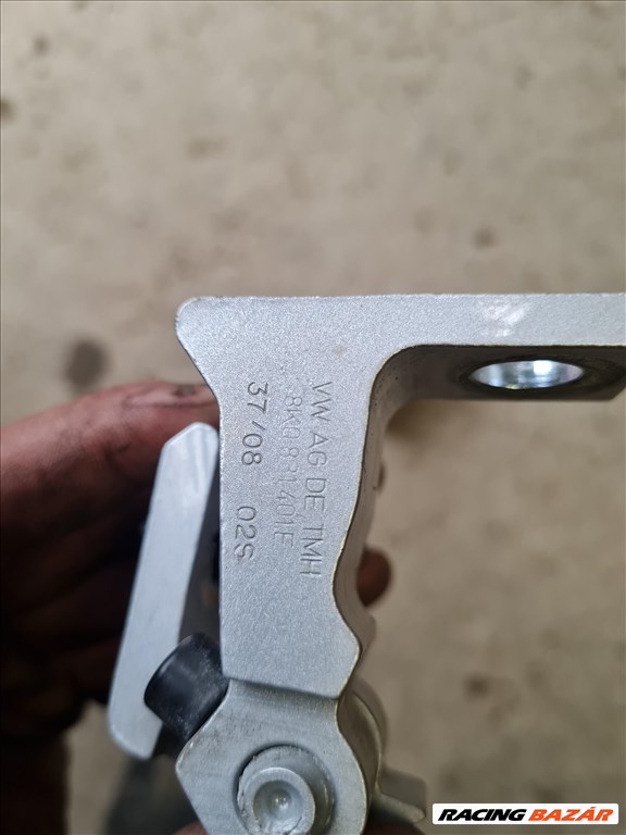 Audi A4 (B8 - 8K) A4 B8 8K bal ajtó zsanér 8k0 881 401E 8k0881401e 2. kép