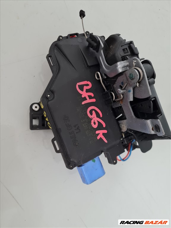 Golf V, Golf VI bal hátsó ajtózár 7L0 839 015 E 7l0839015e 1. kép