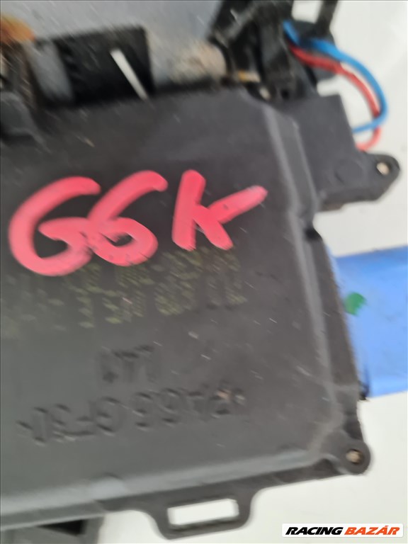 Golf V, Golf VI bal hátsó ajtózár 7L0 839 015 E 7l0839015e 2. kép