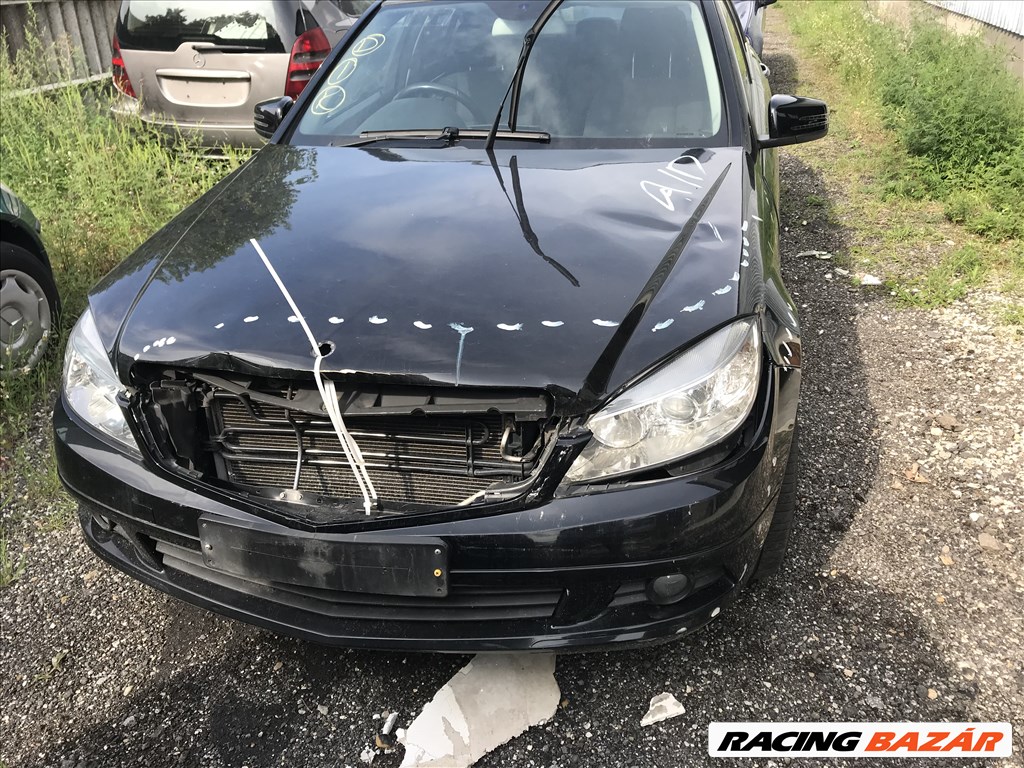 Mercedes C 200 bontott alkatrészei 1. kép