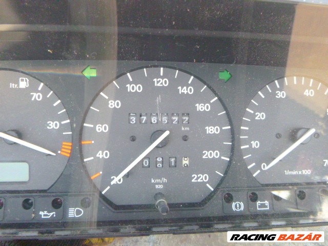 Volkswagen Passat   B4 1,8 (ADZ) MOTOMETER műszerfal óra csatlakozóval 3A0 919 033  5. kép