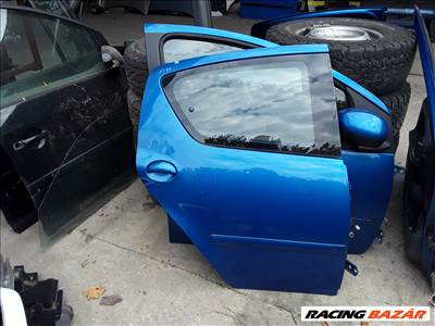 Toyota Aygo 2005-2014 jobb hátsó ajtó üresen