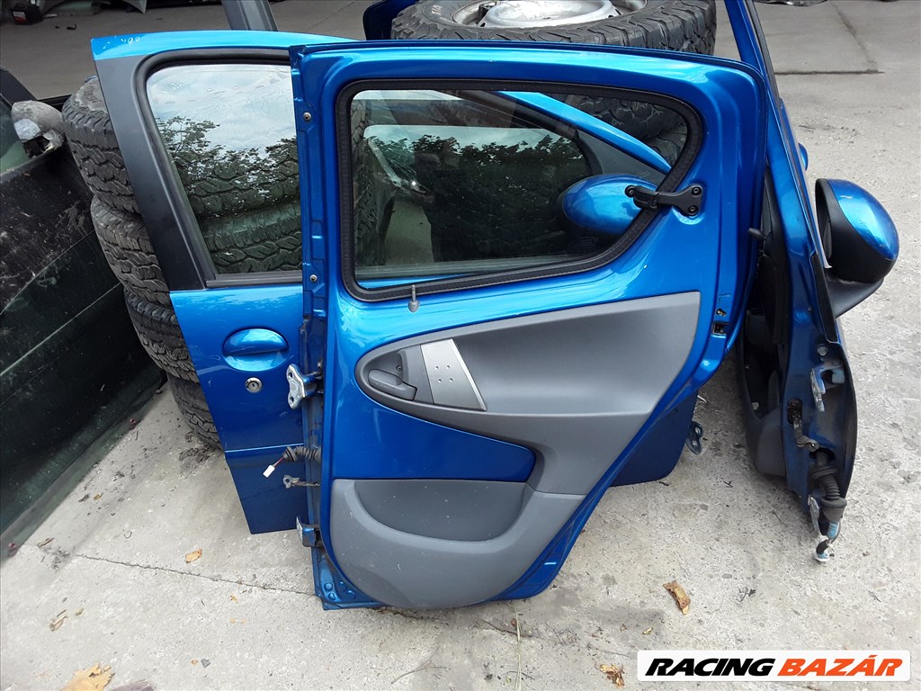 Toyota Aygo 2005-2014 jobb hátsó ajtó üresen 2. kép