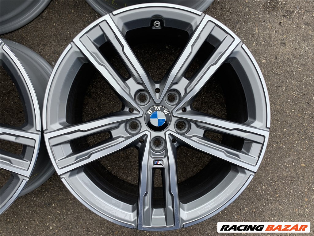 4db gyári 17" BMW 1 F40-2 F44 Styling 550M alufelni. (2671) 2. kép