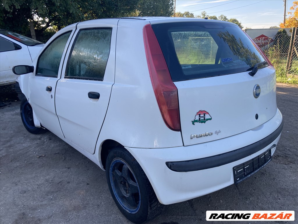 Fiat Punto II Facelift 1.2i  bontott alkatrészei 1. kép