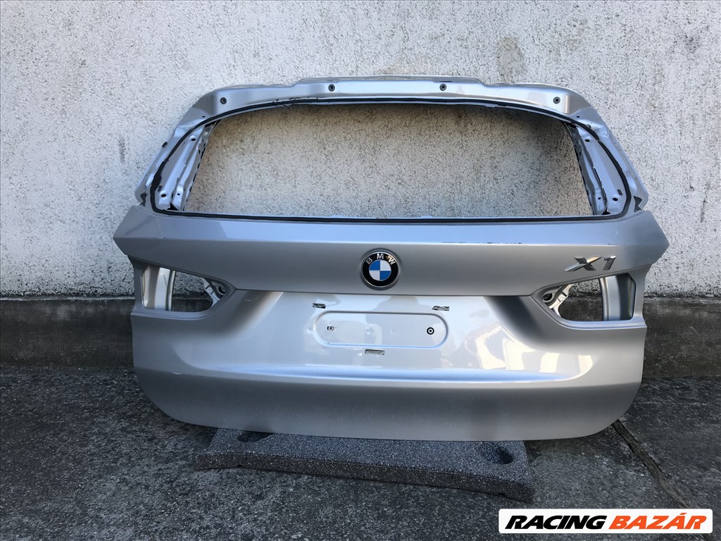 BMW X1 facelift F48 Gyári csomagtérajtó csomagtérfedél 12. kép