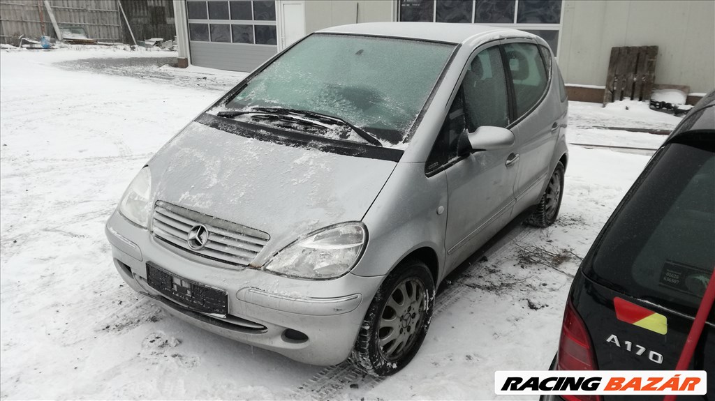 Mercedes A 140 (W168) bontott alkatrészei 2. kép