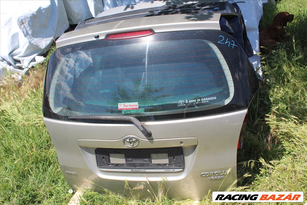 Toyota Corolla Verso csomagtérajtó üresen, szélvédővel (247) 1. kép
