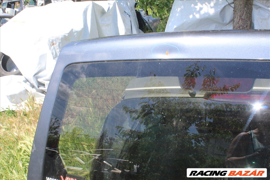 Mitsubishi Pajero Csomagtérajtóajtó üresen, szélvédővel  (248)  2. kép