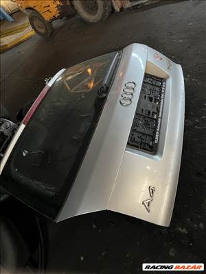 Audi A4 B6 kombi csomagtérajtó 