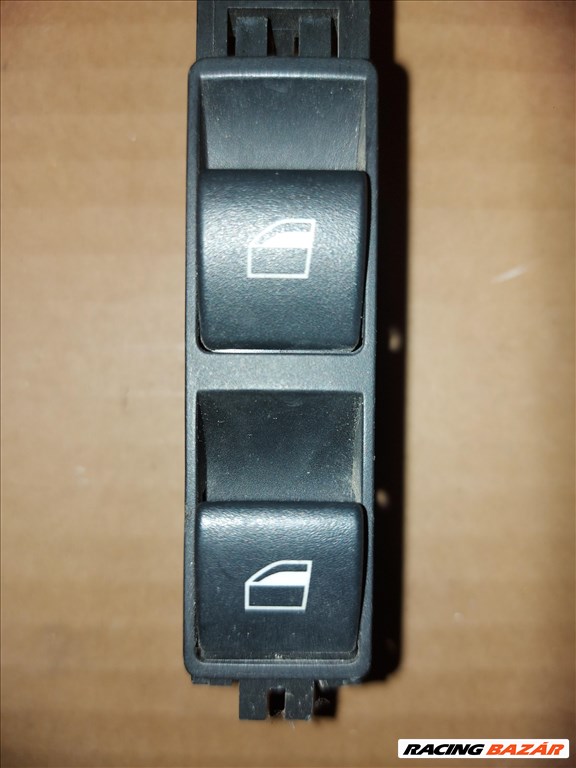 BMW E46 jobb oldali ablakemelő kapcsoló 6902179 1. kép