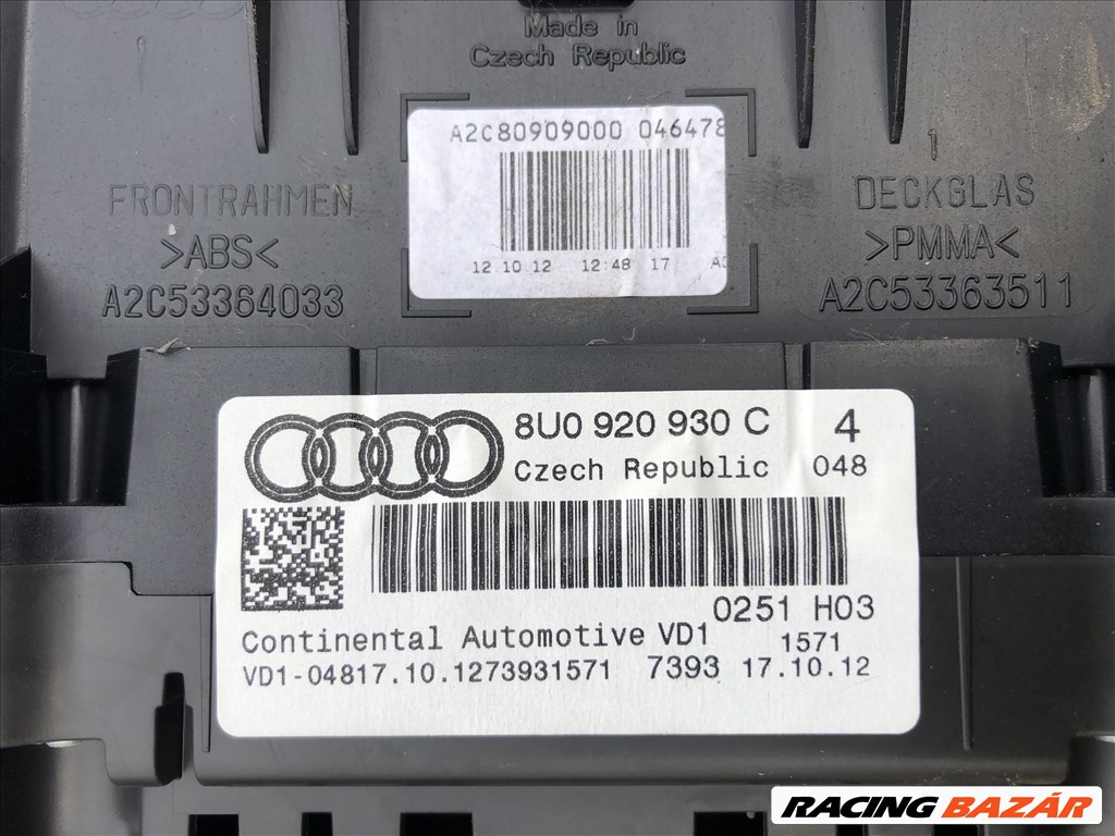 Audi Q3 (8U) műszeregység 8u0920930c 2. kép