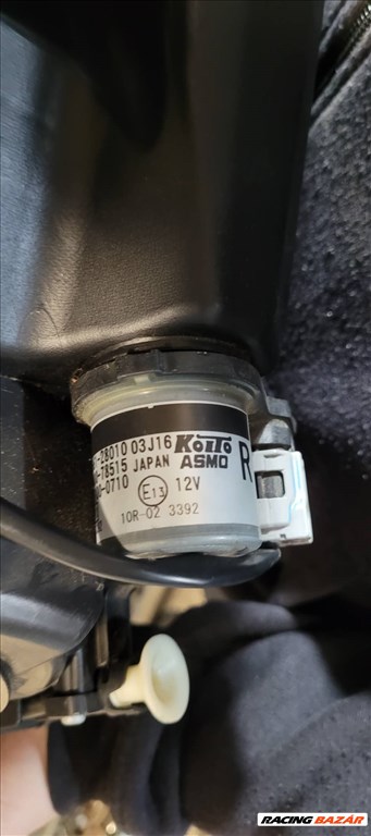Lexus LS600H hátul sérült led lámpa alkatrészei 8111050430 koito5098 12. kép