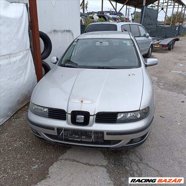 Seat Toledo II 1.9 TDI gyári karosszéria elemek LS7N színben eladók ls7nseat 19tdialh 1. kép