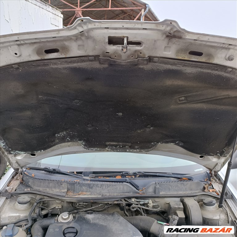 Seat Toledo II 1.9 TDI gyári karosszéria elemek LS7N színben eladók ls7nseat 19tdialh 12. kép