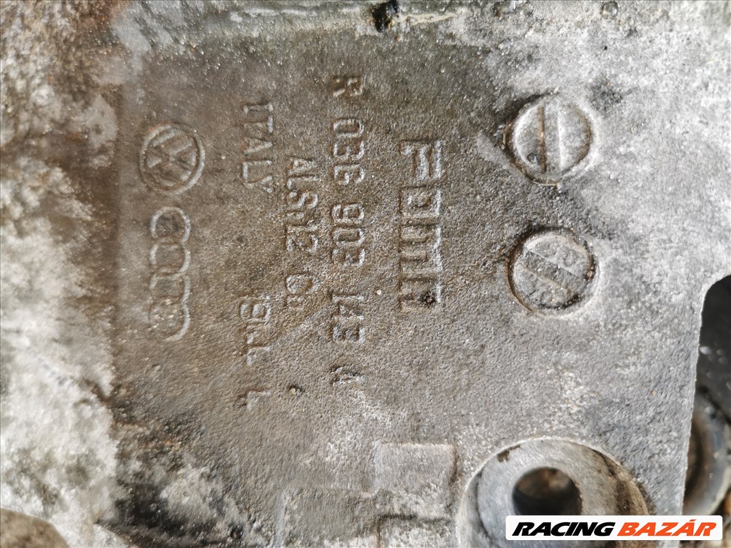 Audi A3 (8P), Seat Altea, Seat León II, Octavia II, Golf V, Passat B5,Touran I generátor tartóbak  1. kép