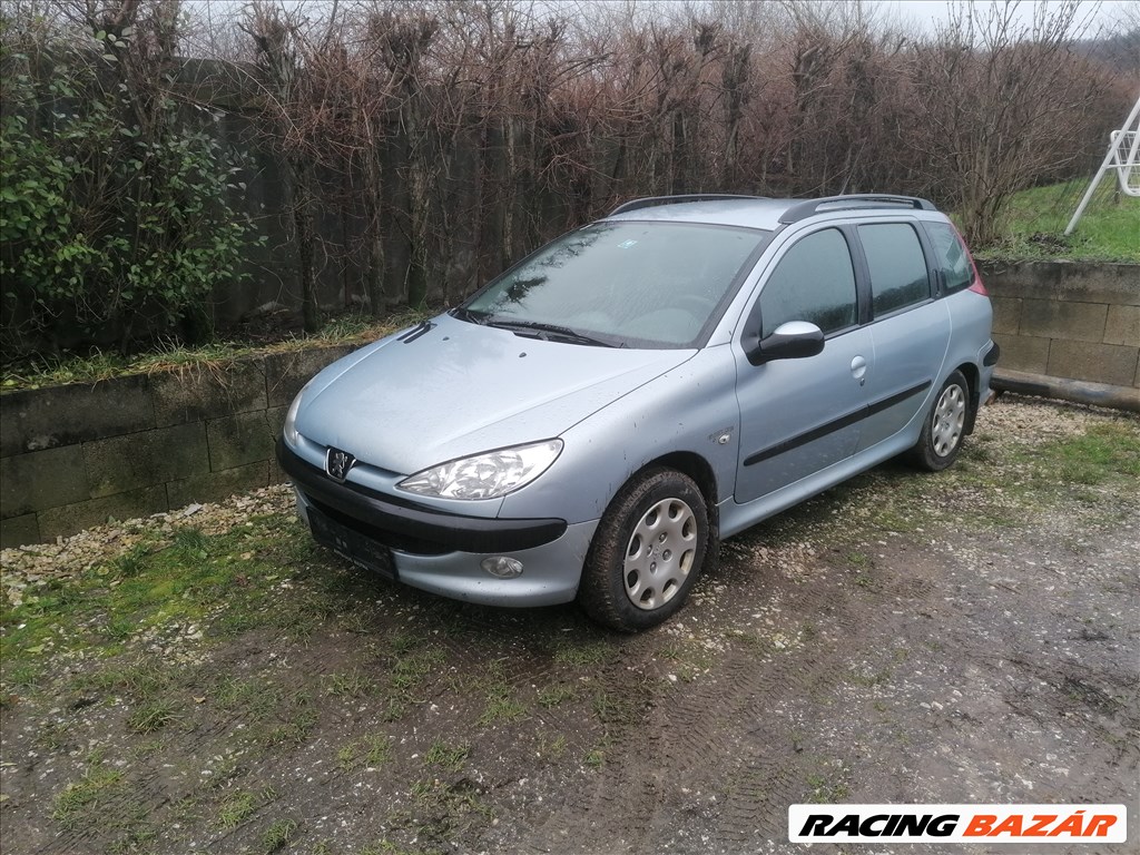 Peugeot 206 1.4hdi komplett motor , váltó , motorvezérlő elektronika  1. kép