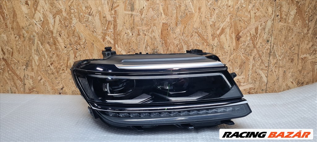 Volkswagen Tiguan II jobb LED fényszóró 5nn941082 1. kép