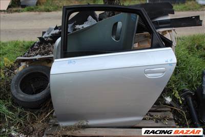 Audi A6 4F  (sedan) Bal hátsó ajtó üresen (1143)