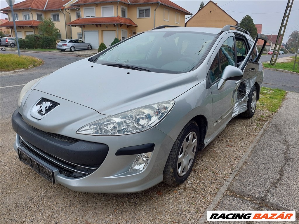 Peugeot 308 1.6 hdi bontott alkatrészei 1. kép