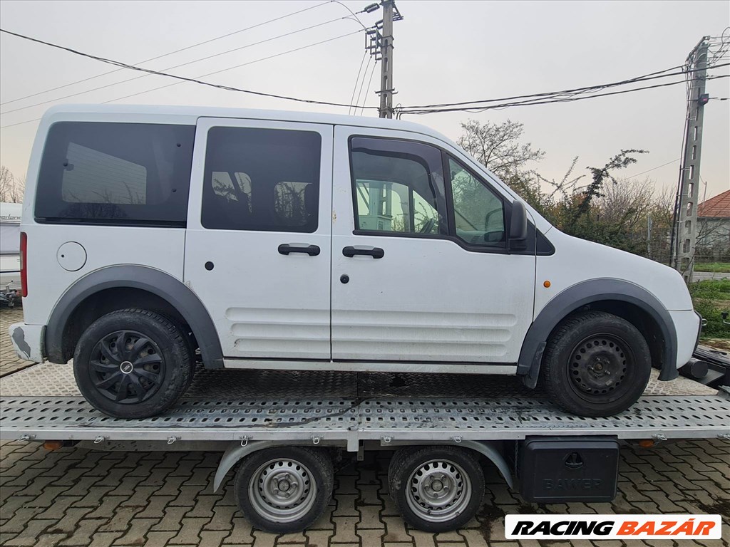 Ford Tourneo Connect bontott alkatrészei 1. kép