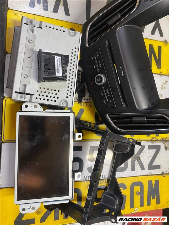 Ford Focus Mk3 navigáció vezérlő elektronika SYNC2 5. kép