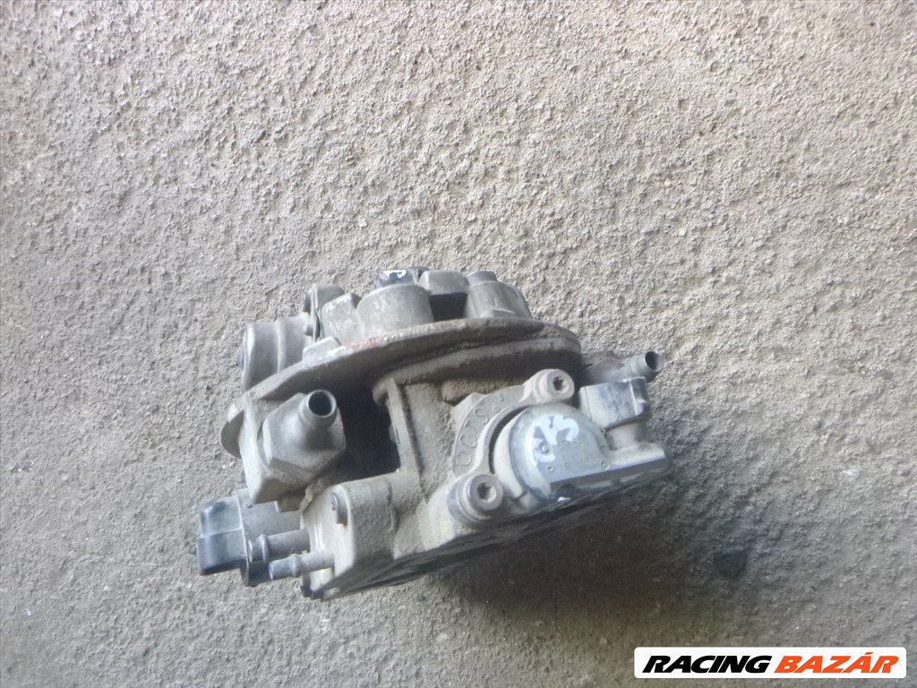 Opel Astra F 1,6 , 8V KÖZPONTI injektor  5. kép