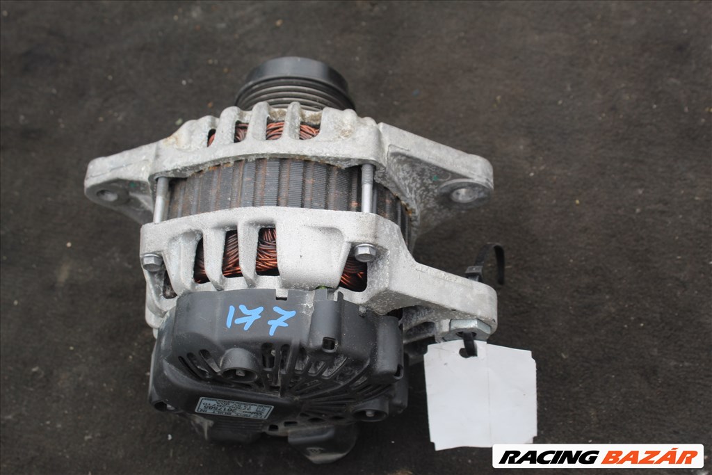 Hyundai IX20 2010 1.6B Generátor  37300-2B710 1. kép