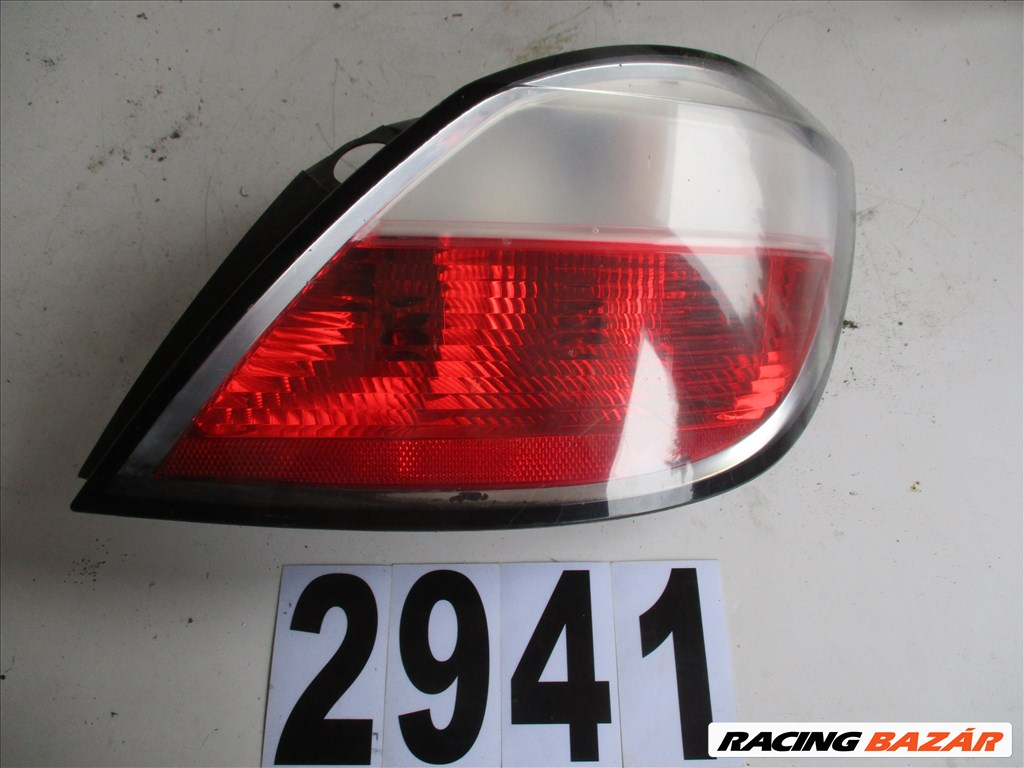 Opel Astra H - Jobb oldali hátsó lámpa  1. kép
