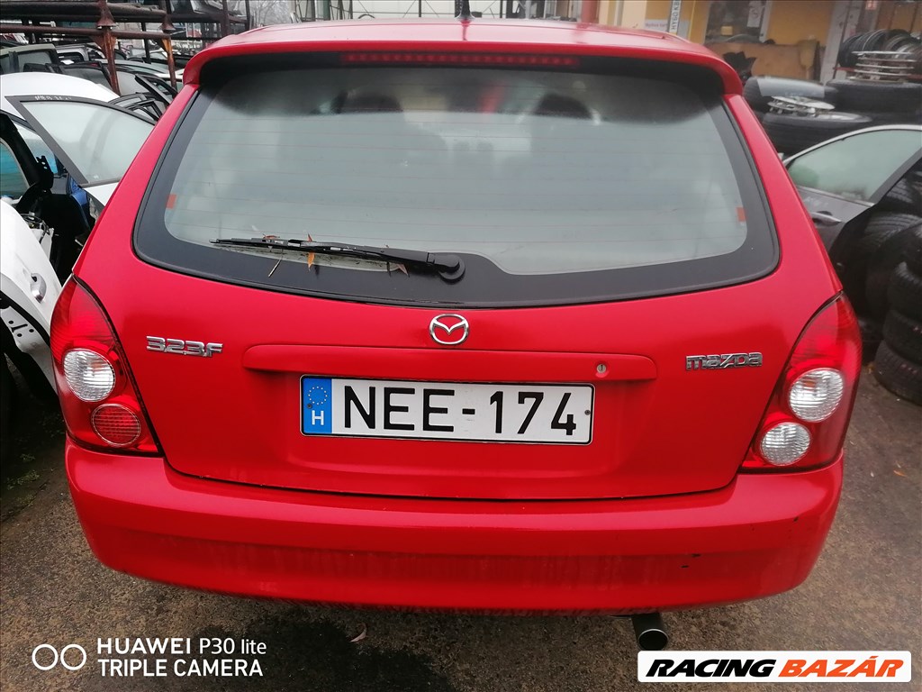 Mazda 323 (BJ) Hátsó szélvédő  1. kép