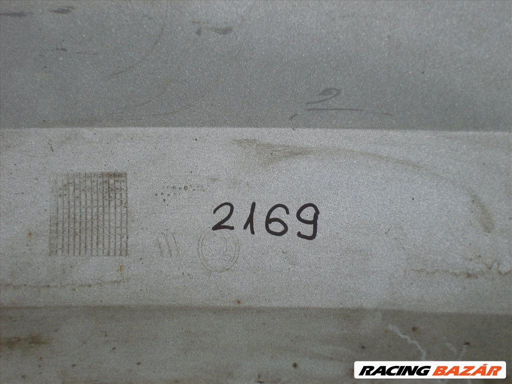 Skoda Octavia IV radaros hátsó lökhárító 5E0807221 2018-tól 5. kép