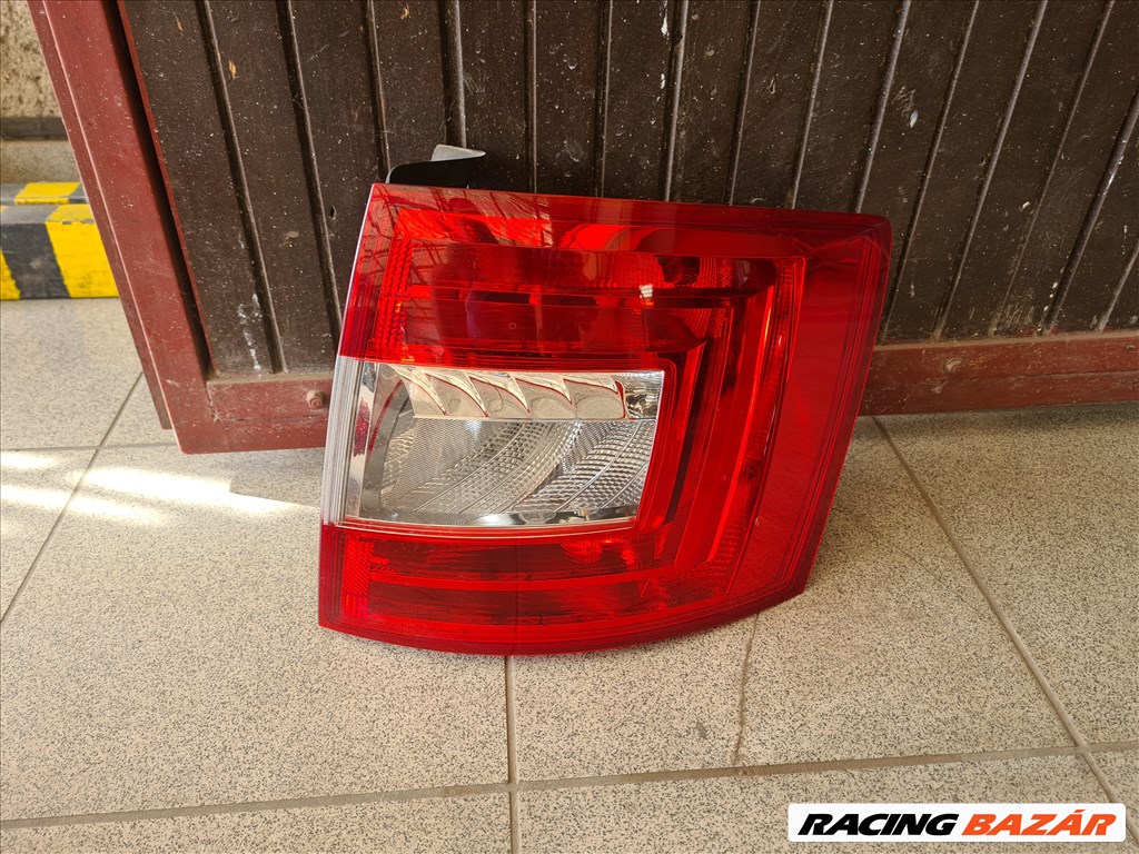 SKODA OCTAVIA III kombi Jobb hátsó lámpa 1. kép