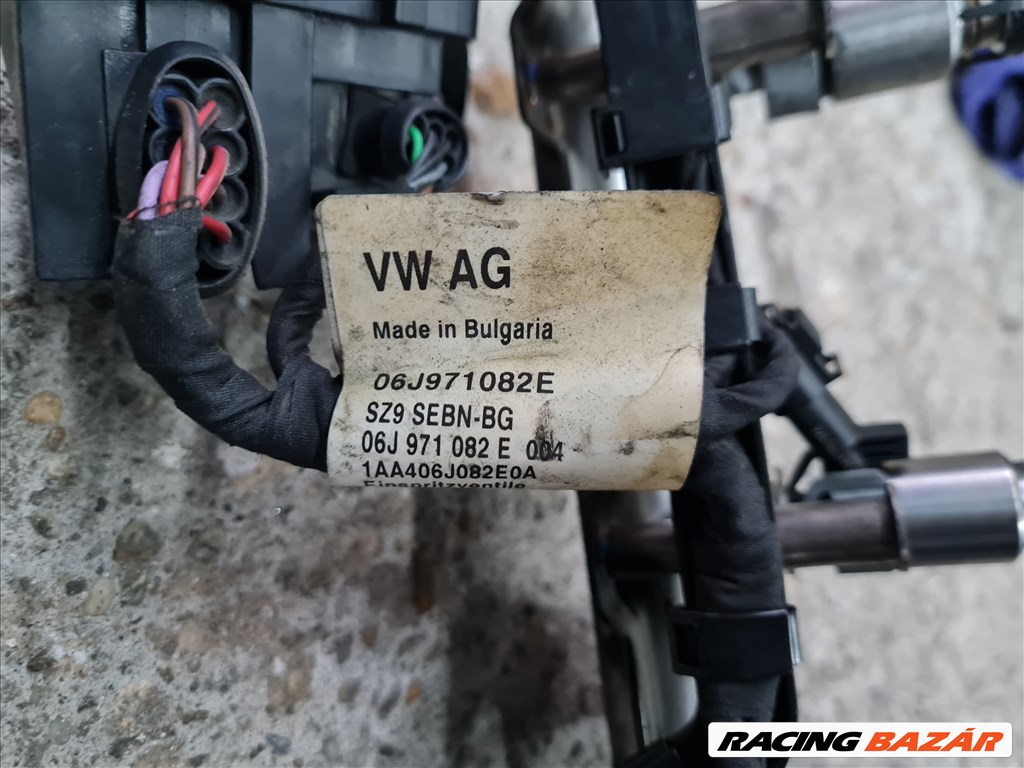 Volkswagen Golf VI Üzemanyag befecskendezők híddal, kábellel  06j971082e 3. kép