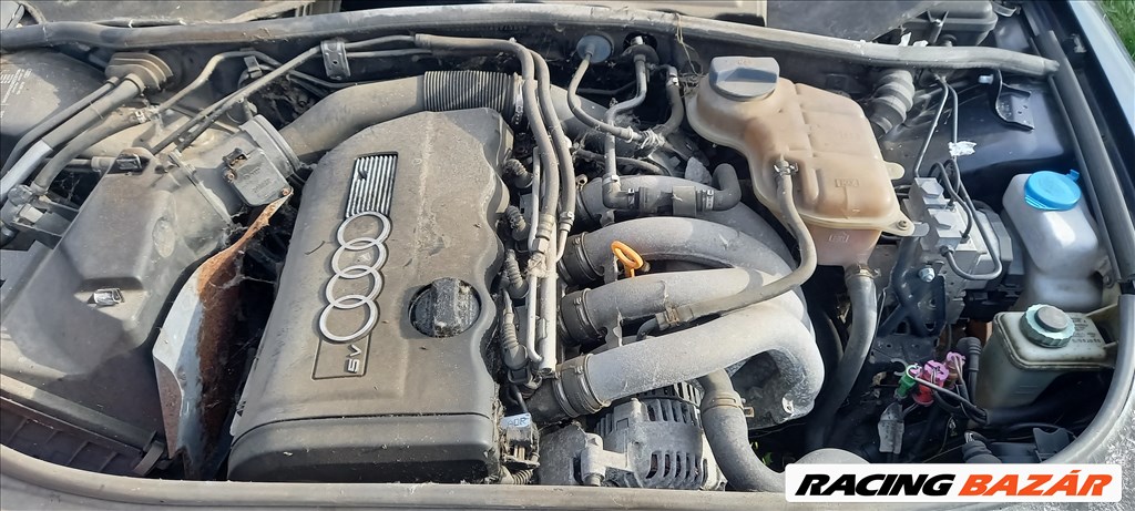 Audi A4 1.8 quattro avant bontott motor 1. kép