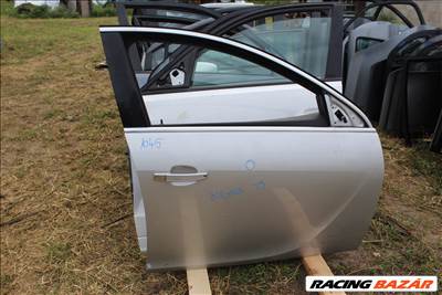 Opel Insignia Jobb első ajtó komplett (1045)