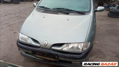 Renault Scénic I bontott alkatrészei