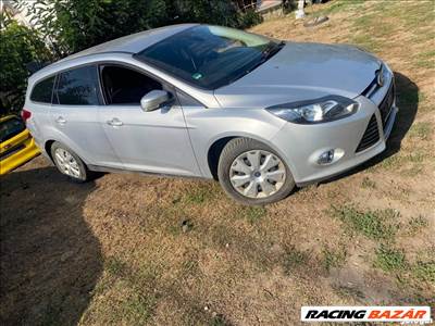 Ford Focus Mk3 hátsó ablakemelő motor 