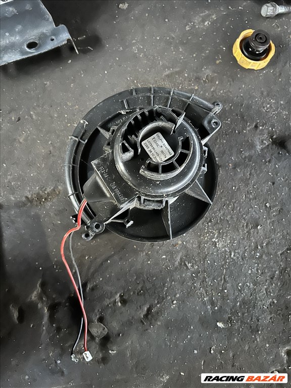 Opel Astra H 1,7 cdti fűtőmotor  1. kép