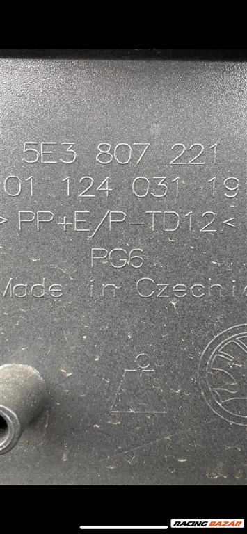 Skoda Octavia 4 első lökhárító 2020 tól 5e3807221 5. kép