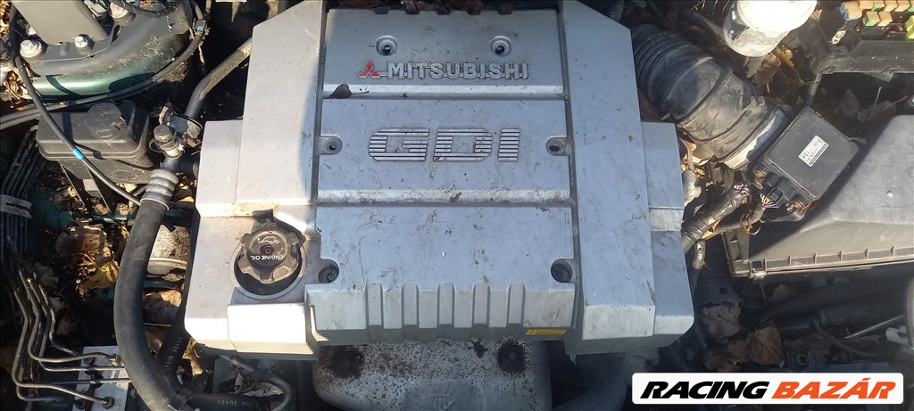 Mitsubishi Spacestar 1.8 Gdi bontott motor 1. kép