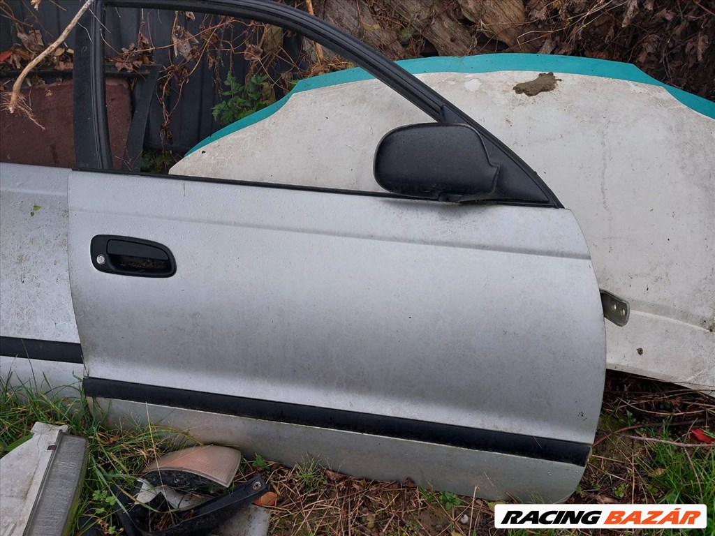 Toyota Carina E Jobb első ajtó , Jobb hátsó ajtó 1. kép